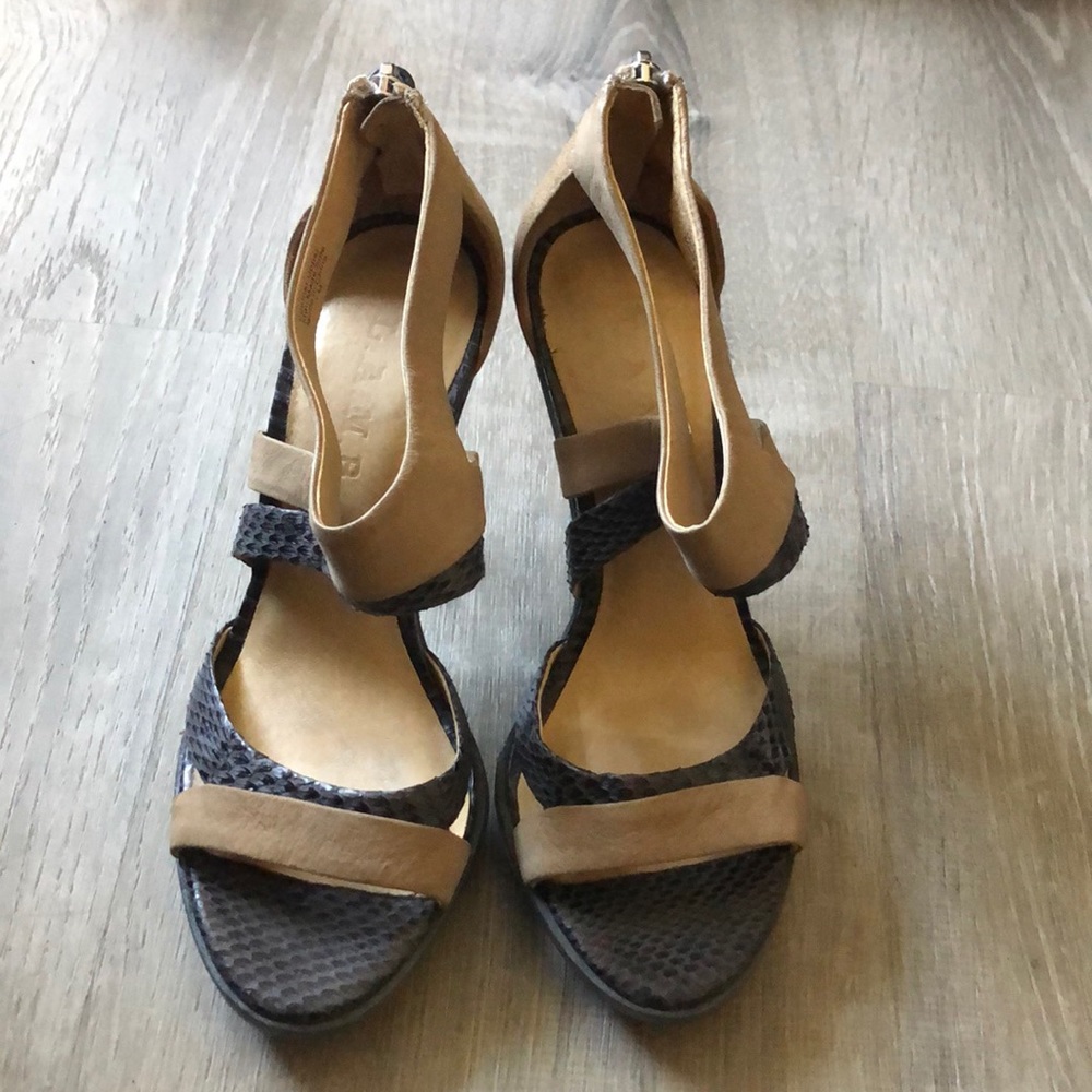 Lamb Two Toned Patterned Heels. - image 1